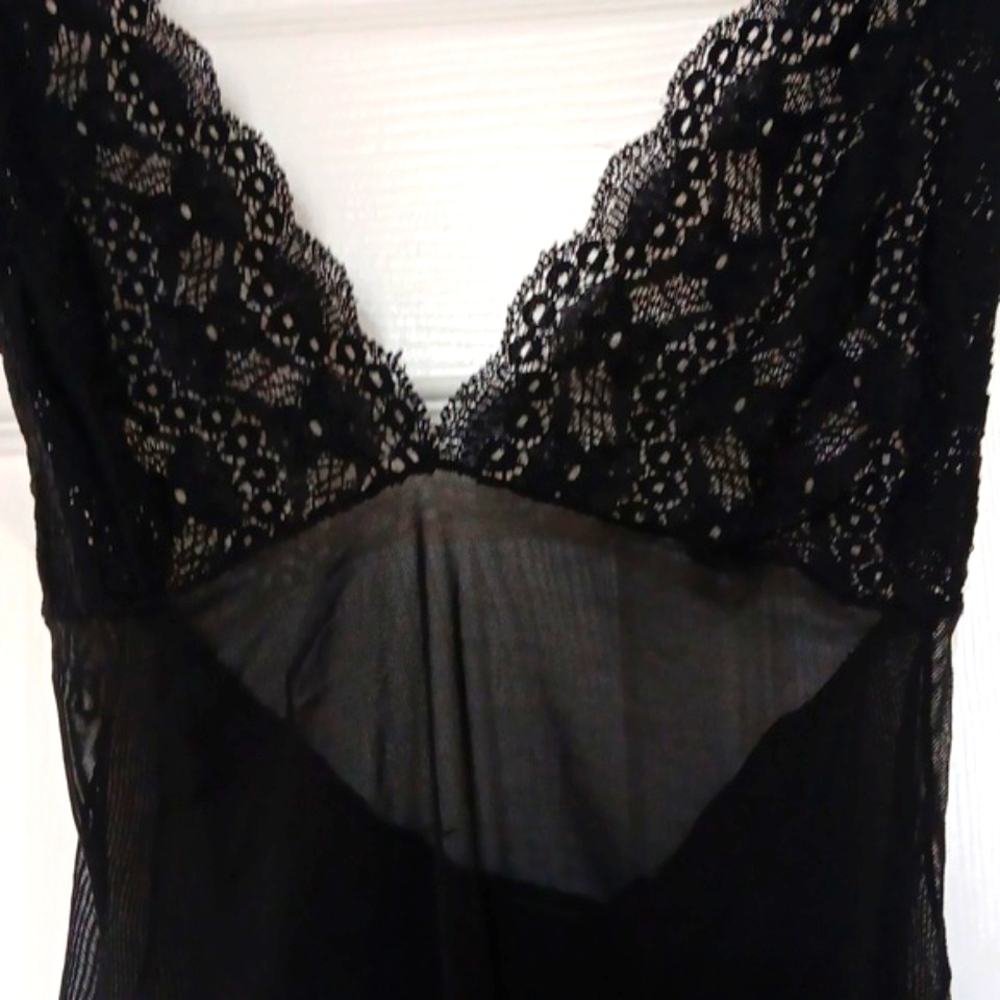 Cami/Teddy.Size Small. Black Nylon.EUC.